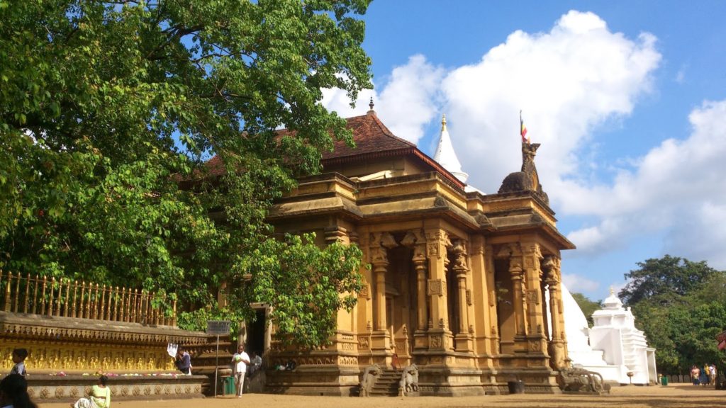 Kelaniya Temple